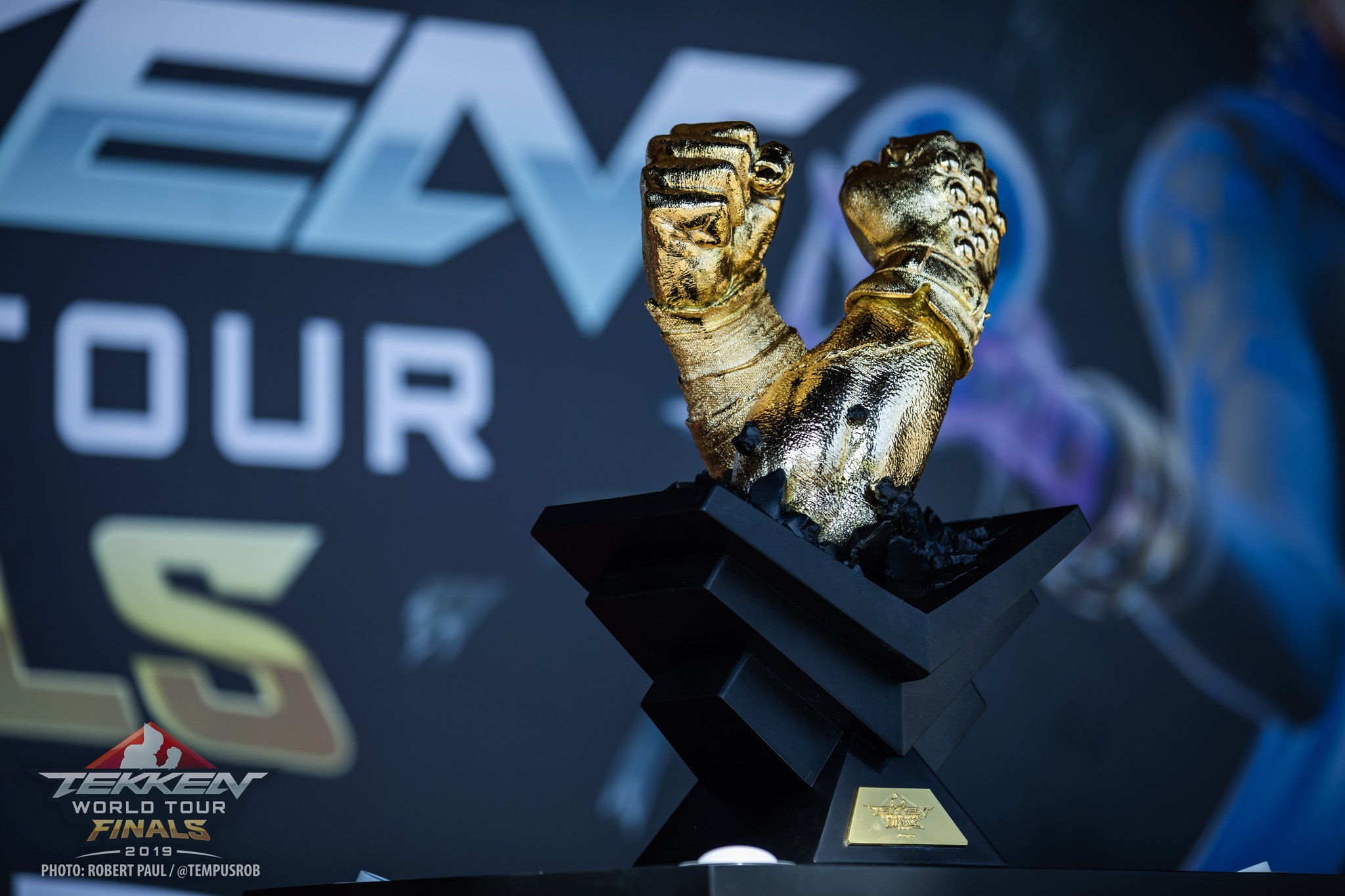 TEKKEN World Tour 2019 Finals Trophy & Devil Jin Statue Designed by